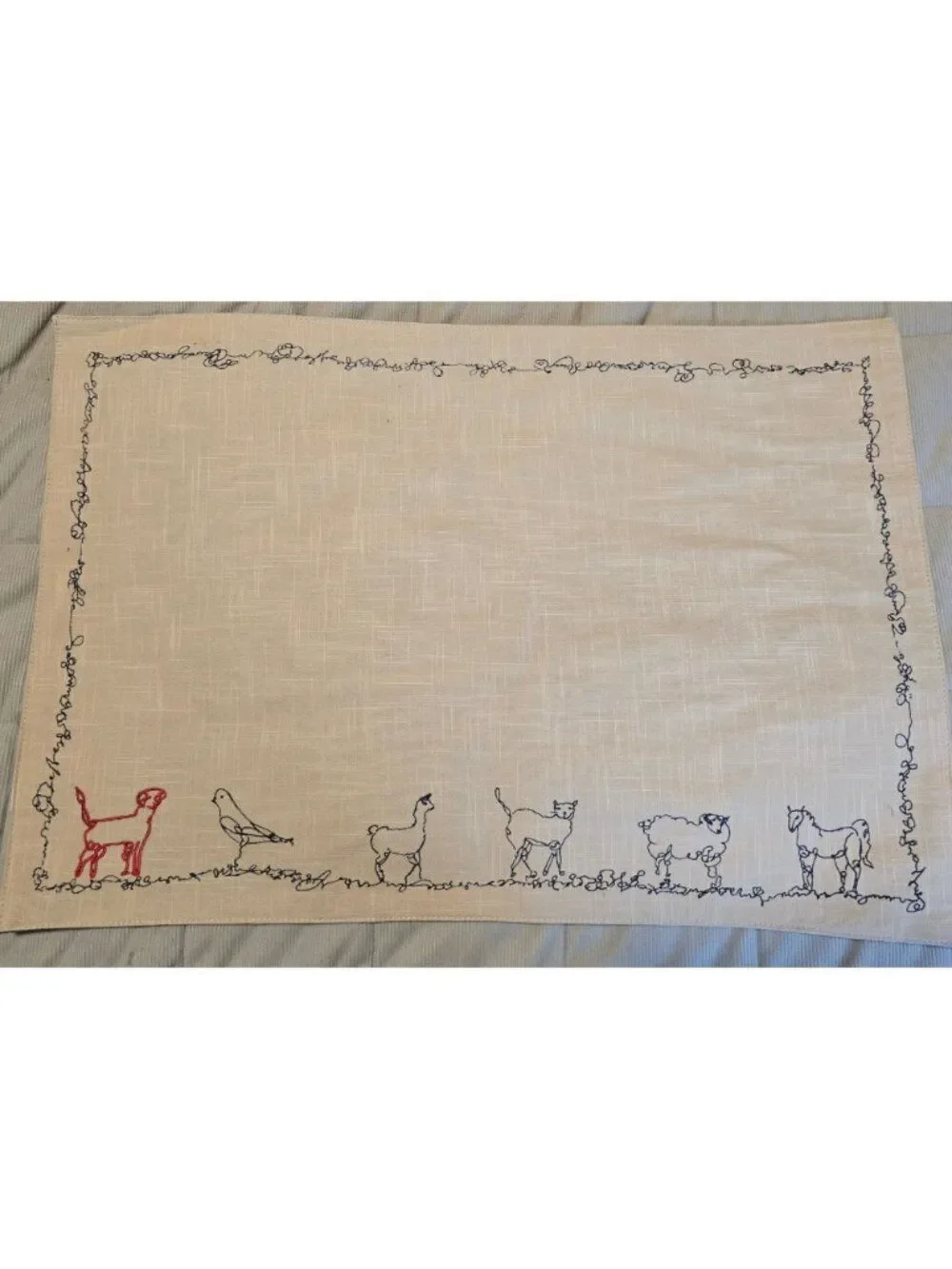 Ellen DeGeneres E&D Town & Country Set Of 2 Embroidered Cotton Placemats